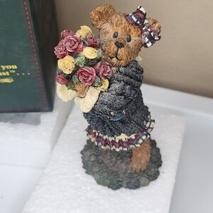 Boyds Bears & Friends Rosalie Bearheart…Love Is In The Air - Bearstone w Org Box